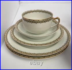 Haviland Albany Pattern (Schleiger 107A) Greek Key Pattern Gold Encrusted 25 pc