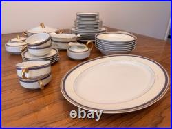 Haviland & Co. Grecian Porcelain China White/Blue/Gold Key Pattern 1840s France