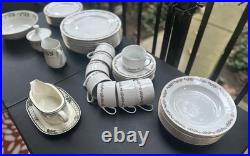 Hutschenreuther Bavaria Laurel Gold Rim Fine China 45 Piece Set