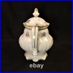 Hutschenreuther Coffee Pot 40 Oz Floral wGold 1939-1964 The Mayfair White #7619 Hutschenreuther Coffee Pot 40 Oz Floral wGold 1939-1964 The Mayfair White #7619