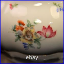 Hutschenreuther Coffee Pot 40 Oz Floral wGold 1939-1964 The Mayfair White #7619 Hutschenreuther Coffee Pot 40 Oz Floral wGold 1939-1964 The Mayfair White #7619