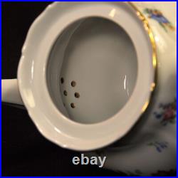 Hutschenreuther Coffee Pot 40 Oz Floral wGold 1939-1964 The Mayfair White #7619 Hutschenreuther Coffee Pot 40 Oz Floral wGold 1939-1964 The Mayfair White #7619
