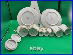 Hutschenreuther Selb Bavaria 24K Gold Encrusted China 11-Piece Set Hand-Paint
