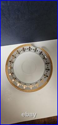 Italian Design Porcelain Fine China Tea Set Gold Fleur-De-Lis Design 14 Piece