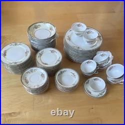 Japanese Porcelain Floral Gold Trim Dinner Set Plates Bowls Cups Saucers