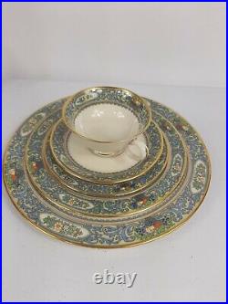 Lenox China Autumn 5 Piece Place Setting with Gold Back Stamp