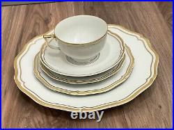 Limoges Ceralene A Raynaud Marie-Antoinette White And Gold Porcelain China Set