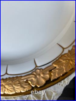 Meissen Gold Leaf Vintage 10-5 Dinner plates (4) Meissen Gold Leaf Vintage 10-5 Dinner plates (4)