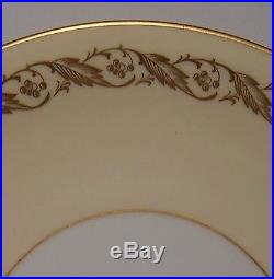NORITAKE china 5181 GOLD LEAF & BERRY pattern 47-piece SET SERVICE for 10