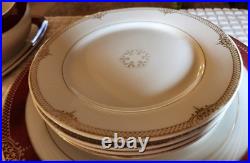 Pegasus China Set, Red And Gold, 50 Pc