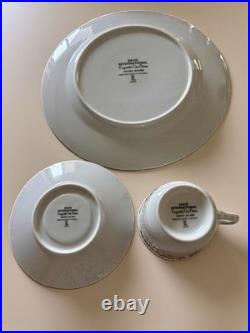 Porcelain Floral Twelve-Piece Dinner Set Cups Saucers Plates Bowls White Gold