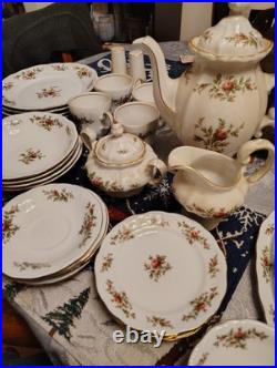 Porcelain Johann Haviland Tea Set for 4 People. Decorative Fine China Gold Trim