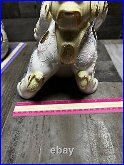 Porcelain foo dogs With Gold Inlay /paint