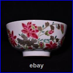 Qing famille rose porcelain bowl with gold-painted flower and bird patterns Qing famille rose porcelain bowl with gold-painted flower and bird patterns