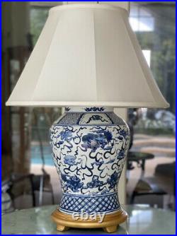 Ralph Lauren Foo Dog Medium Table Lamp In Blue And White Porcelain with Silk Shade