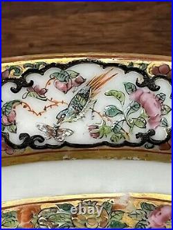 Rose Canton Chinese Export Platter Painted with Gold and Enamel Decoration
