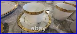 Royal Gallery Gold Buffet Service for 12 1991 New