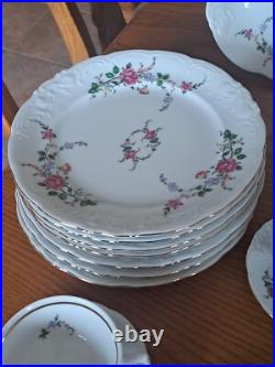 Royal Kent Poland Porcelain China Bavarian Rose 31 Piece Formal Dining Set