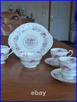 Royal Standard Fine China Pink & Blue Floral Design 20 Piece Dinnerware Grouping Royal Standard Fine China Pink & Blue Floral Design 20 Piece Dinnerware Grouping