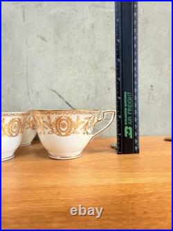 Royal Worcester Bone China POMPADOUR 20 Pc Dinnerware Set