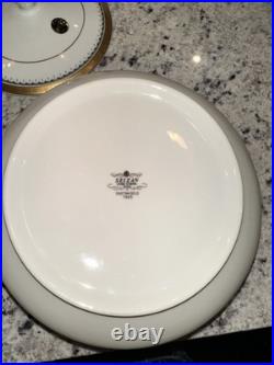 Seizan GOLD Fine China Set of 76 pieces