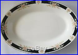 Set Crown Ming Fine porcelain China ADRIANA Pattern with gold rims Service for 8