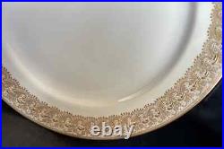 Set of 12 Elegant Royal Doulton 9 Gold Encrusted Plates