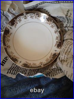 Sone China 2477 Service for 12. Vintage Japan. Gold And Black Porcelain 70 pc