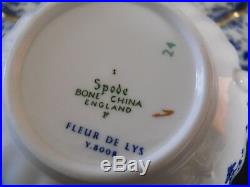 Spode England Bone China Fleur De Lys (Lis) Blue 5 pc Place Setting Gold #Y8008
