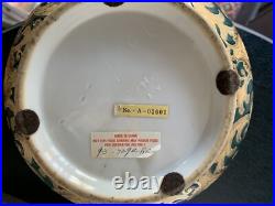 Stunning Green and Gold Tapestry Porcelain Contour Bowl 10d Asian Traditional