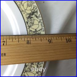 Superior China Bavaria (baveria) Warranted 22 Carat Gold Dinner Set (71 Pieces)