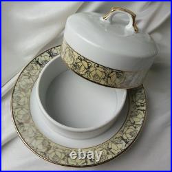 Superior China Bavaria (baveria) Warranted 22 Carat Gold Dinner Set (71 Pieces)