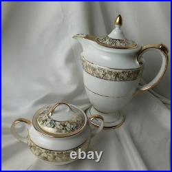 Superior China Bavaria (baveria) Warranted 22 Carat Gold Dinner Set (71 Pieces)