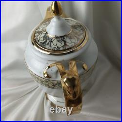 Superior China Bavaria (baveria) Warranted 22 Carat Gold Dinner Set (71 Pieces)