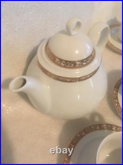 THUN KARLOVARSK White with Gold Accent Porcelain China Tea Set-Great Condition THUN KARLOVARSK White with Gold Accent Porcelain China Tea Set-Great Condition