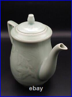 Vintage China Longquan Celadon Porcelain Relief Gold Fish Teapot