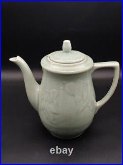 Vintage China Longquan Celadon Porcelain Relief Gold Fish Teapot