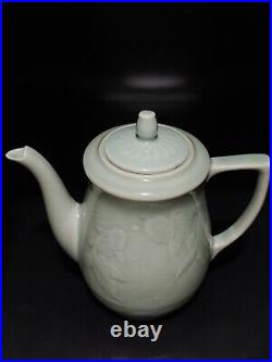 Vintage China Longquan Celadon Porcelain Relief Gold Fish Teapot