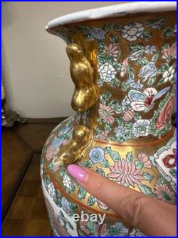 Vintage Chinese Famille Rose Porcelain Vase, 14 Hand Painted, Gold Trim Vintage Chinese Famille Rose Porcelain Vase, 14 Hand Painted, Gold Trim