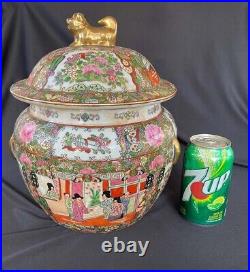 Vintage Chinese Hand Painted Famille Rose Porcelain Gold Accented Cover Pot Jar