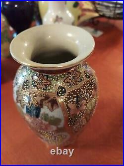 Vintage Chinese Porcelain VASE Birds Peacock Flowers 8 China Gold Raised Old
