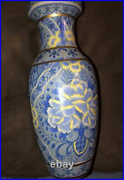 Vintage Chinese Porcelain Vase 10 Blue Yellow And Gold Textured Design 22
