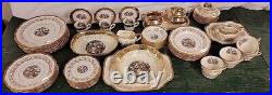 Vintage Crest O Gold Sabin's Warranted 22 Kt Porcelain 34 Piece Set