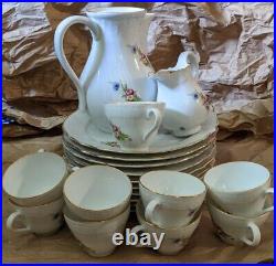 Vintage Floral Hutschenreuther Fine China 21 Piece Set Bone China Gilded used