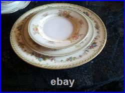 Vintage Jyoto china occupied Japan 97pc. Floral Dinner Set