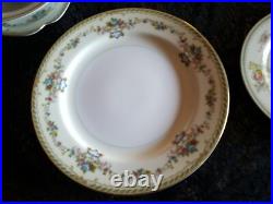 Vintage Jyoto china occupied Japan 97pc. Floral Dinner Set