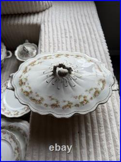 Vintage Porcelain China Pink Rose Gold Trim 26-Piece Dinnerware Collection