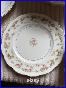 Vintage Porcelain China Pink Rose Gold Trim 26-Piece Dinnerware Collection Vintage Porcelain China Pink Rose Gold Trim 26-Piece Dinnerware Collection