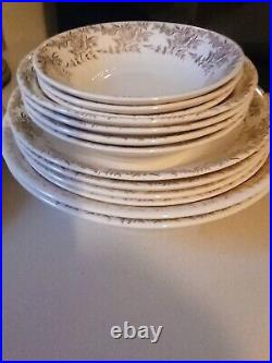 Vintage Royal China Warranted 22 Kt. Bridal Gold Plates Platters Bowls37 Pieces