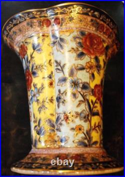Vtg. CHINESE URN VASE Crackle Porcelain WILLIAM SUNG Hand Painted Scalloped Gilt